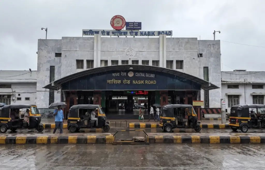 Nashik Road Near Railway Station